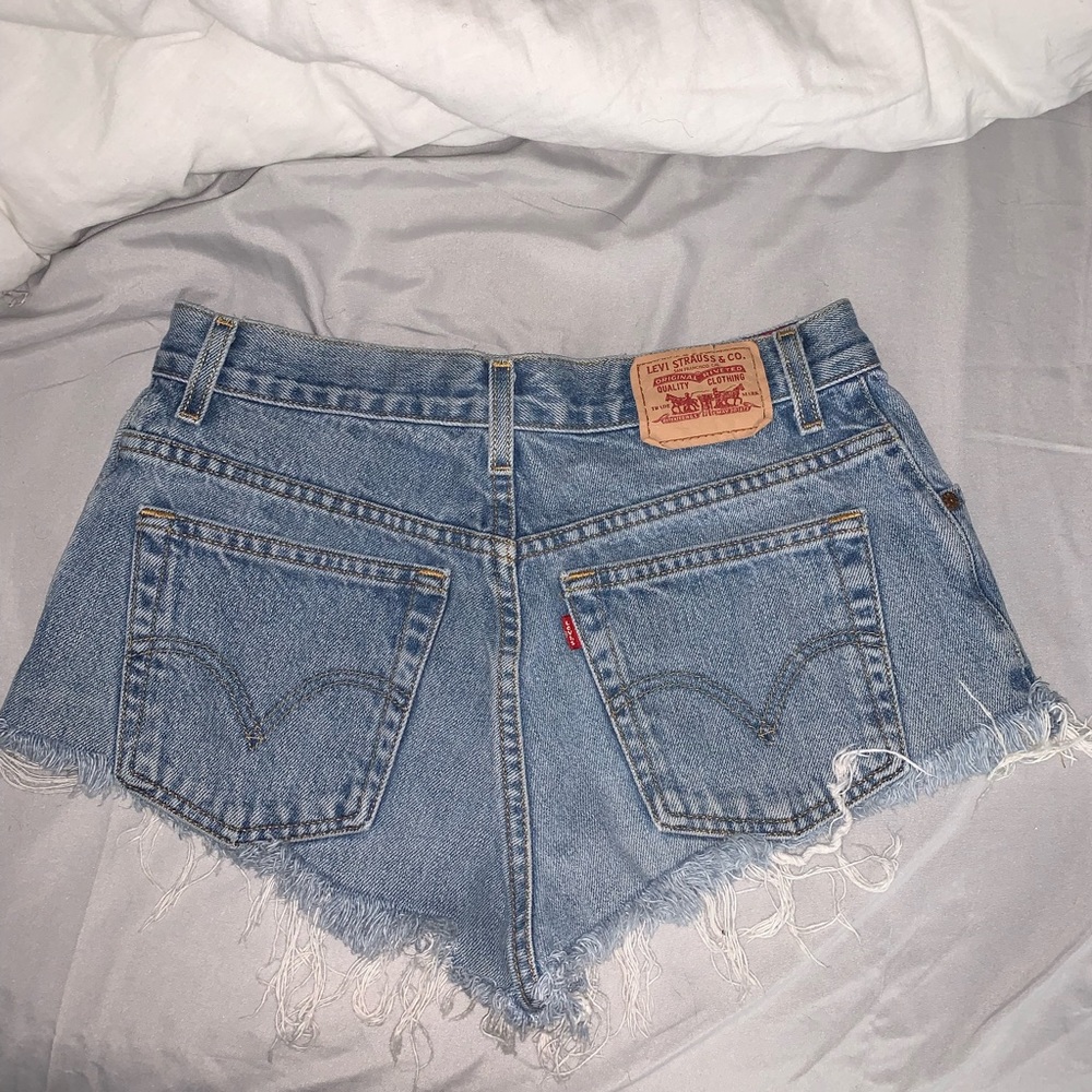 Levi 550 tapered jean shorts